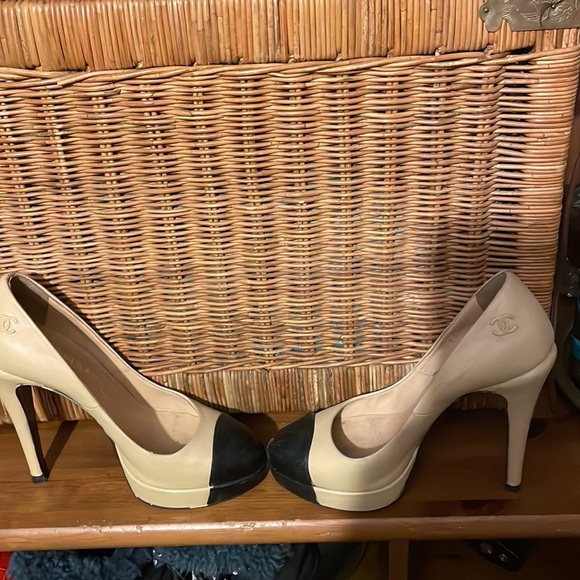 CHANEL Shoes - Picture 5 of 5